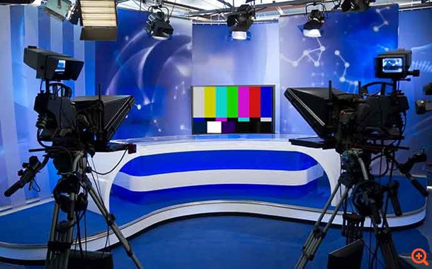 Το "παπικό αλάθητο" των τηλεοπτικών αδειών