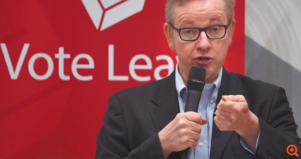 Το βρετανικό δημοψήφισμα επιβάλλει κλείσιμο μετώπων