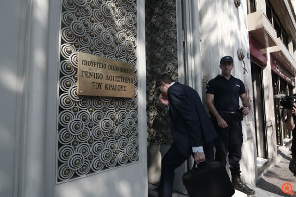 Διαπραγματεύσεις και στο ΓΛΚ με το βλέμμα στο δημοσιονομικό "κενό"