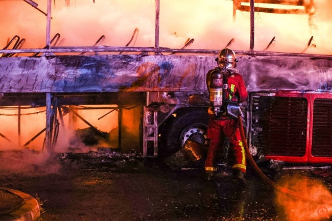 Γαλλία-ταραχές: Χωρίς τέλος η βία - Δραματικός ο απολογισμός των ζημιών