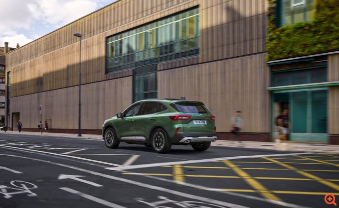 Νέα έκδοση Ford Kuga με 186 ίππους και αυτόματο κιβώτιο