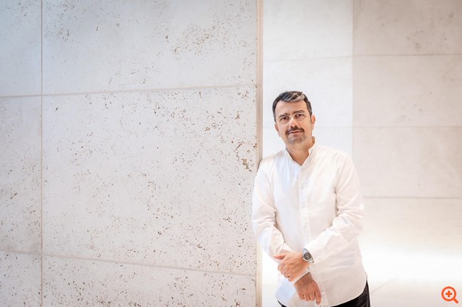 Στο πρώην κτίριο του Λάκη Γαβαλά στο Κολωνάκι τα κεντρικά γραφεία της Hugo Boss