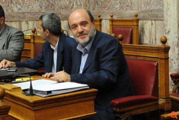 Τρύφων Αλεξιάδης