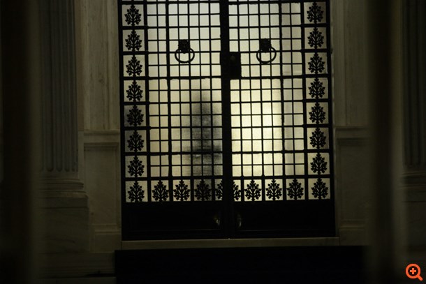 Κυβέρνηση: "Πολιτική λύση" ή… επιστροφή στο 2015