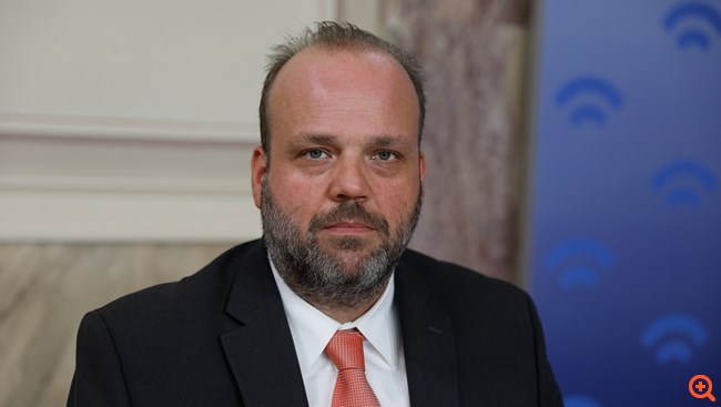 Το δημόσιο δεν είναι πλέον "εχθρός" για τις επιχειρήσεις - Γιατί η ΔΥΠΑ κερδίζει την εμπιστοσύνη τους