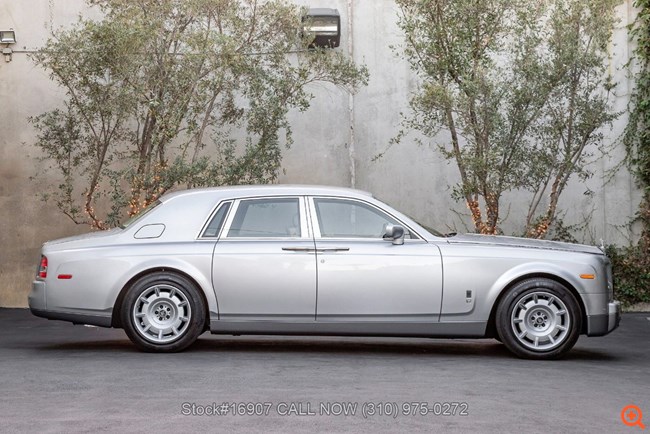 Μπορείς να αγοράσεις Rolls-Royce Phantom μόνο με 65.000 ευρώ