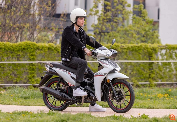 UM Motorcycles, με προσφορές που συνεχίζονται και το Νοέμβριο