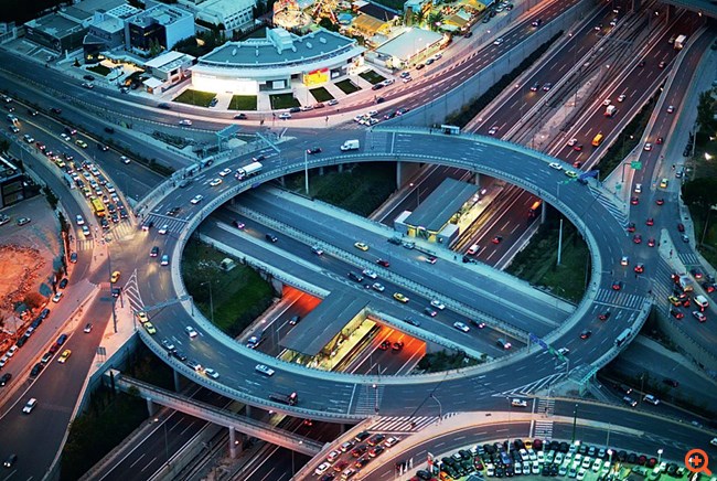 Διαφοροποίηση και εξωστρέφεια χαρακτηρίζουν τον όμιλο Ελλάκτωρ