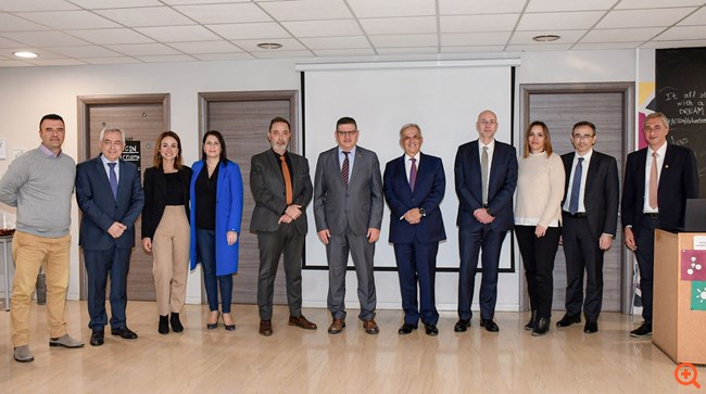 Μνημόνιο Συνεργασίας Οικονομικού Πανεπιστημίου Αθηνών - Grant Thornton