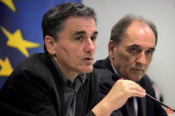 Τσακαλώτος: Στο τραπέζι η επιβολή Ειδικού Φόρου στο κρασί