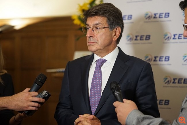 Θ. Φέσσας (ΣΕΒ): Η οικονομία βρίσκεται σε χαμηλή πτήση, το κλίμα έχει χαλάσει