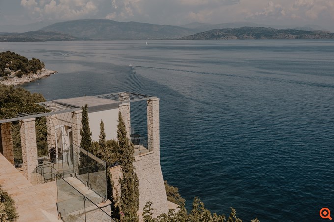 Η Forbes Roula Rouva διαχειρίζεται χαρτοφυλάκιο πολυτελών ακινήτων άνω των 700 εκατομμυρίων ευρώ στην Ελλάδα