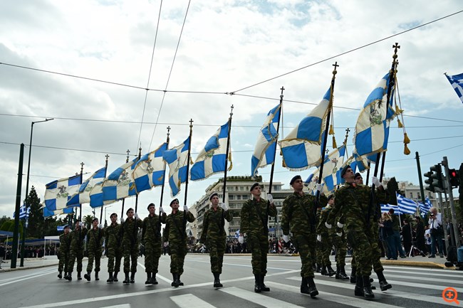 Ολοκληρώθηκε η μεγάλη στρατιωτική παρέλαση για την 25η Μαρτίου στην Αθήνα
