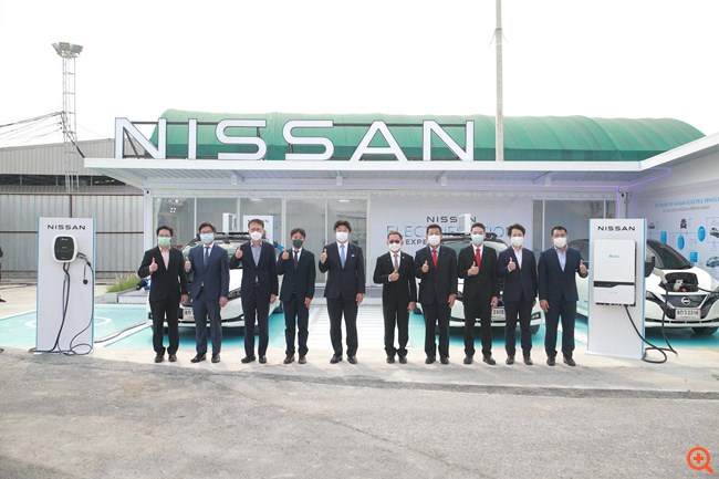 Η Nissan παρουσιάζει το πρόγραμμα Blue Switch