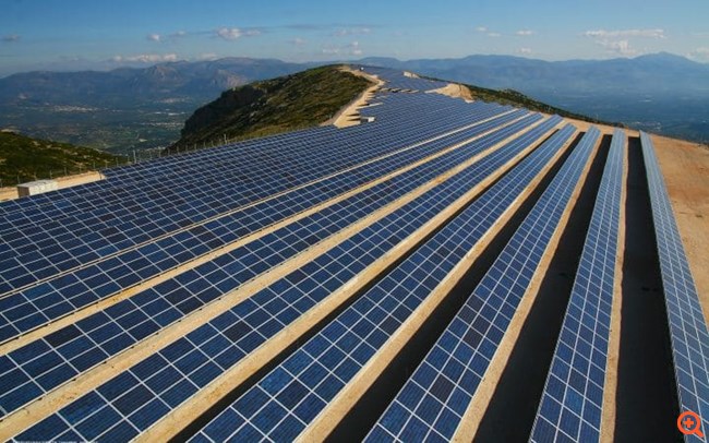 Η ΕΛΛΑΚΤΩΡ επενδύει στρατηγικά στα φωτοβολταϊκά με στοχευμένες εξαγορές