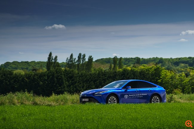 Toyota Mirai: Παγκόσμιο ρεκόρ αυτονομίας με καύσιμο το υδρογόνο