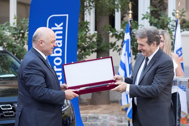 Eurobank: Δωρεά 546.000 ευρώ στο Πυροσβεστικό Σώμα