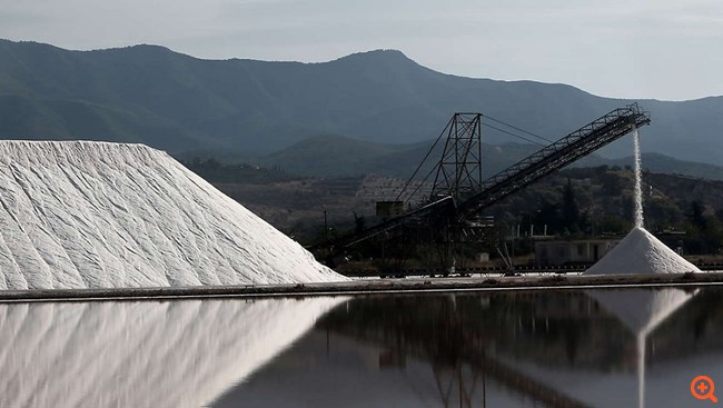 Ελληνικές Αλυκές: Τι ετοιμάζει ο εθνικός προμηθευτής αλατιού μετά την εξαγορά του ποσοστού της "Κάλας"