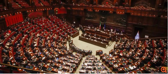 Η Μελόνι ξεπέρασε τον "σκόπελο" του προϋπολογισμού