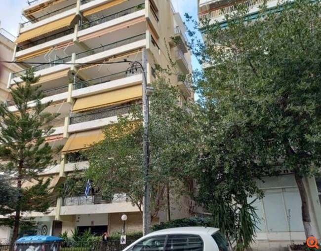 Στο σφυρί πολυώροφο κτίριο στη Γλυφάδα και τρεις ιδιοκτησίες του Αγούδημου στο Π. Φάληρο