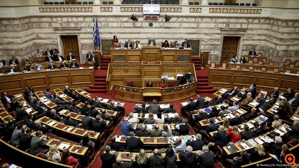 DW: "Τα φαινόμενα απατούν" στην Ελλάδα