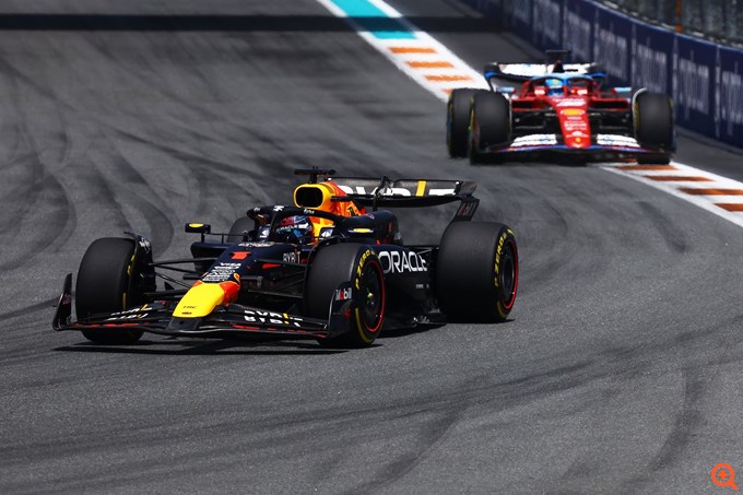 F1 Grand Prix Μαϊάμι Αγώνας Σπριντ Max Verstappen Charles Leclerc