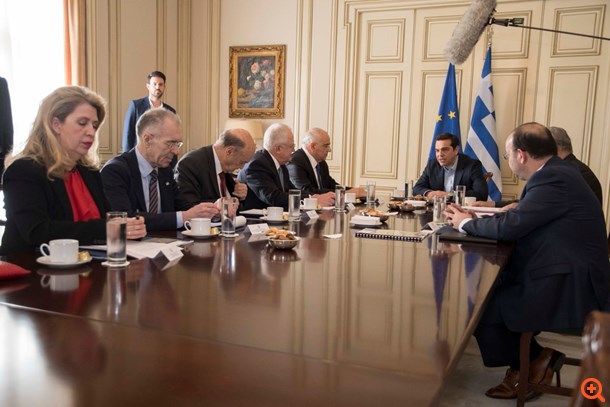 Καμπανάκι ΕΕΤ για την καθυστέρηση στο κλείσιμο της αξιολόγησης