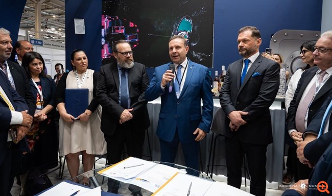 Ο Όμιλος ΟΝΕΧ ξεκινά γραμμή παραγωγής 30 ρυμουλκών αξίας €280 εκατ.