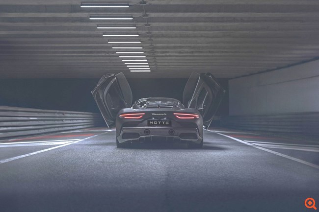 Maserati MC20 Notte