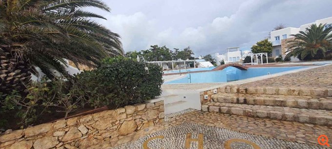 Chora resort