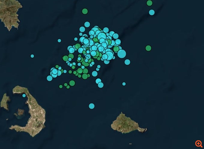 Συναγερμός για τους σεισμούς σε Σαντορίνη και Κυκλάδες - Έκτακτη σύσκεψη στο Μαξίμου - Οι προειδοποιήσεις των σεισμολόγων