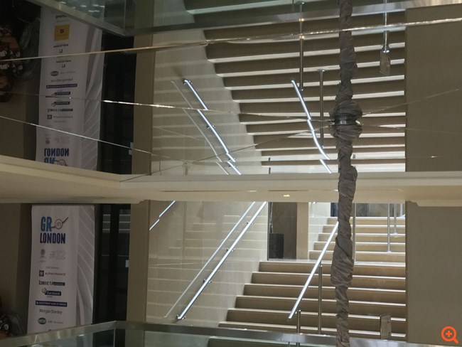 To επεισοδιακό Roadshow στο Λονδίνο και οι κινήσεις των ξένων