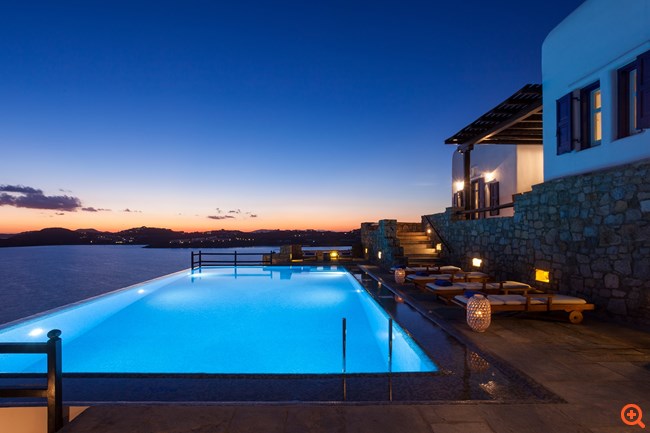 AGL Luxury Villas