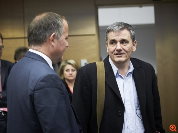 Dijsselbloem: Η συζήτηση για το χρέος θα ανοίξει στο εγγύς μέλλον