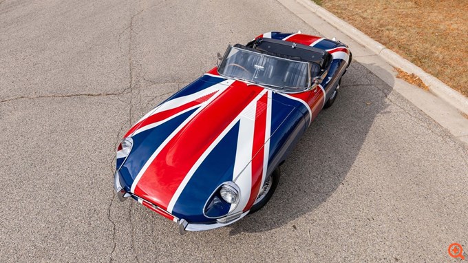 Στο σφυρί η Jaguar E-Type των ταινιών Austin Powers