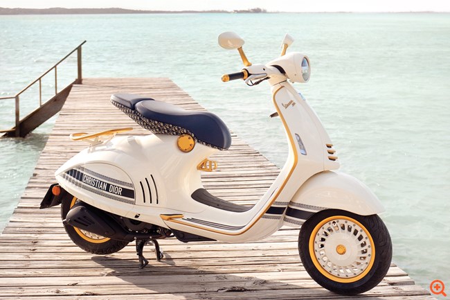 VESPA 946 CHRISTIAN DIOR: Ένα νέο έμβλημα γεννιέται, ωδή στη χαρά της ζωής