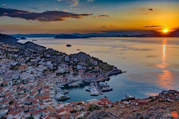 Εκδήλωση με θέμα: "Η Υδραϊκή Κοινότητα της Κωνσταντινούπολης"