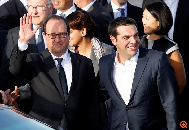 Έφτασε στην Αθήνα ο Hollande