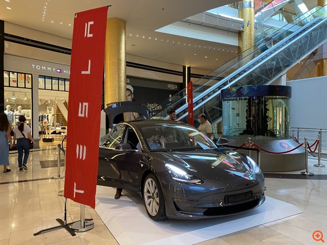 Tesla: Από σήμερα και για πρώτη φορά στην Ελλάδα στο Golden Hall