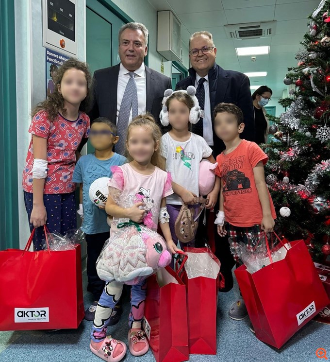 AKTOR Ρουμανίας: Χριστουγεννιάτικα δώρα για 300 παιδιά που νοσηλεύονται σε νοσοκομεία του Βουκουρεστίου