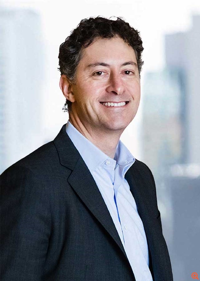 Ποιο είναι το fund που αμφισβητεί την ηγεσία Μπουρλά στην Pfizer