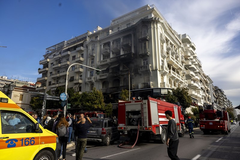 φωτιά σε κατάστημα εστίασης Θεσσαλονίκη