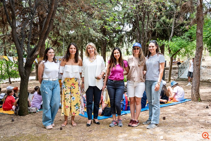 Τα παιδιά μαθαίνουν για τον μαγικό κόσμο των μελισσών με πρωτοβουλία της HELLENiQ ENERGY