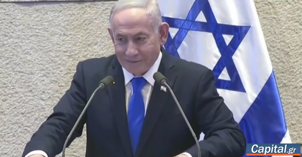 Gold Rally Continues, Dollar Weakens – Price Exceeds ,200