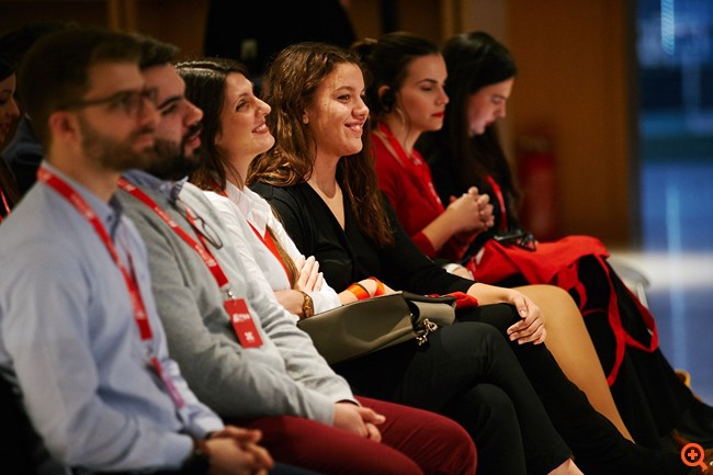 20 Γενικοί Διευθυντές της Coca-Cola ΗBC βοηθούν τους νέους της Ελλάδας να διεκδικήσουν το μέλλον τους