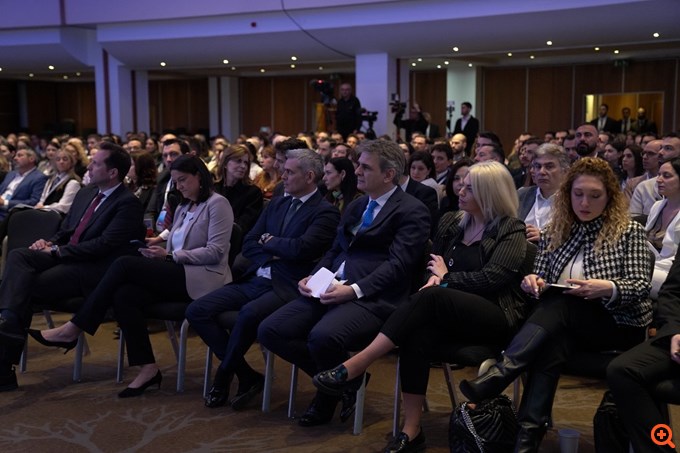 H Ελλάδα επενδύει στη σύνδεση με τους Έλληνες του εξωτερικού.