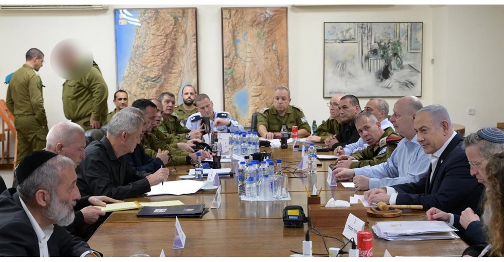 Ισραηλινά ΜΜΕ: Το Ισραήλ θα απαντήσει στο Ιράν χωρίς να προκαλέσει ολοκληρωτικό πόλεμο