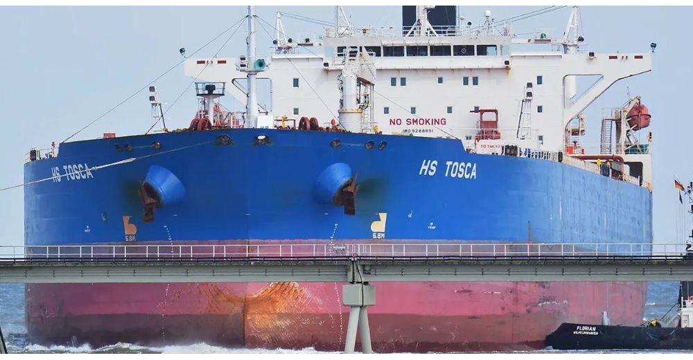 Το γαλλικό Πολεμικό Ναυτικό οδηγεί το ύποπτο ρωσικό δεξαμενόπλοιο του "σκιώδους στόλου" GRINCH στο λιμάνι Μασσαλία-Φος