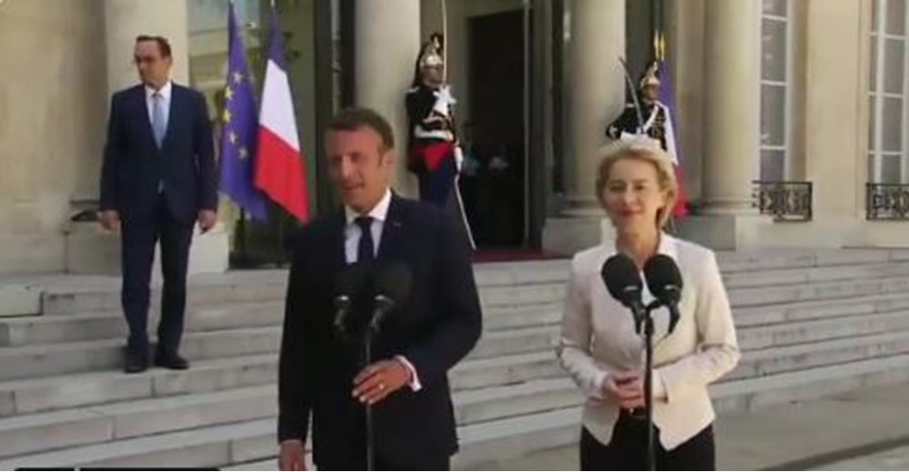 Συνάντηση της Φον ντερ Λάιεν με τον Εμ. Μακρόν