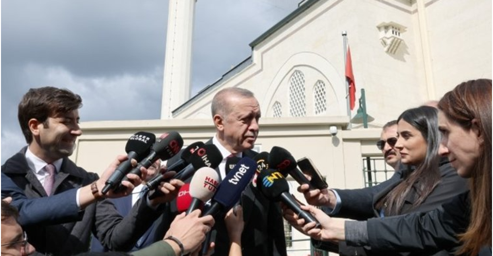 Ερντογάν για Μητσοτάκη: Δεν ξέρει το πρωτόκολλο - Θα έριχνα τον εαυτό μου στο επίπεδό του;